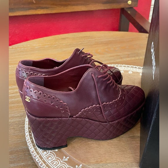 Chanel Interlocking CC Logo Quilted Platform Oxford Pumps Size 36.5 - Picture 3 of 9